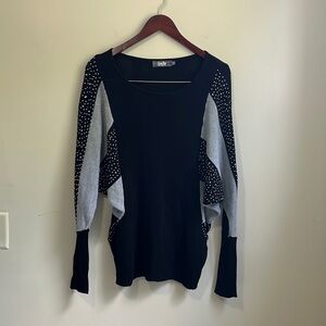 Karma Blue Women’s Dolman Sleeve Sweater Size Large